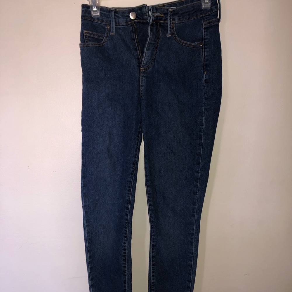 JustFab jeans size 25 darker wash